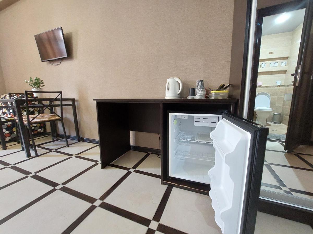 Амир Hotel Gagra Luaran gambar