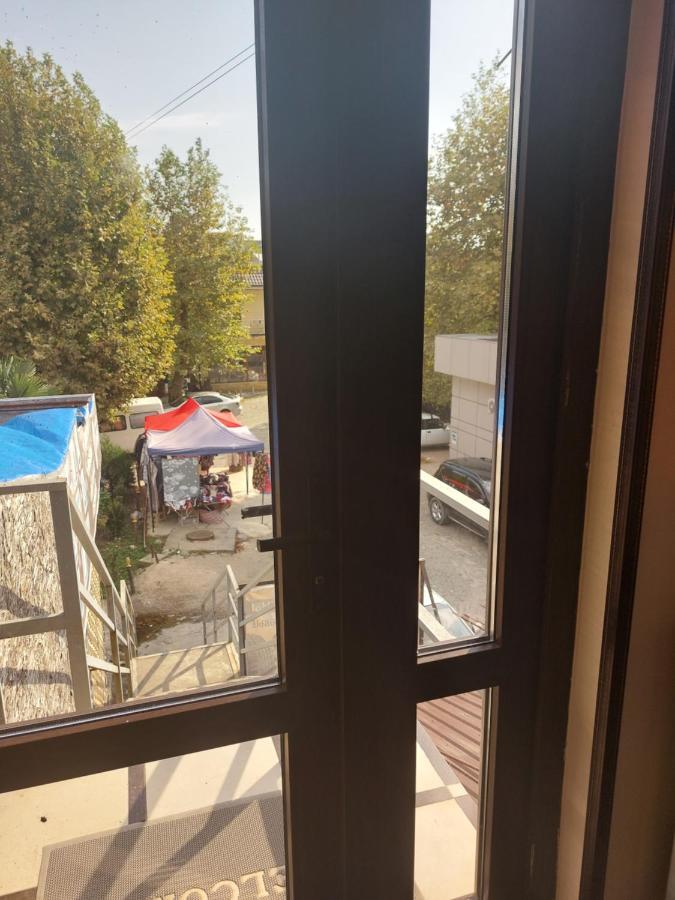 Амир Hotel Gagra Luaran gambar