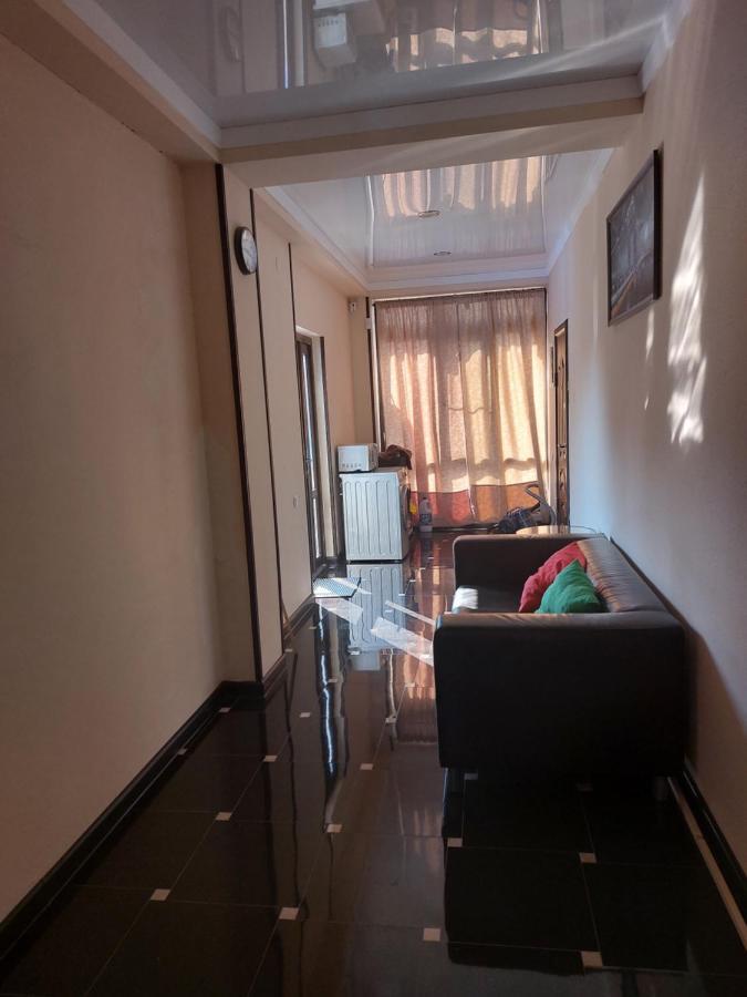 Амир Hotel Gagra Luaran gambar